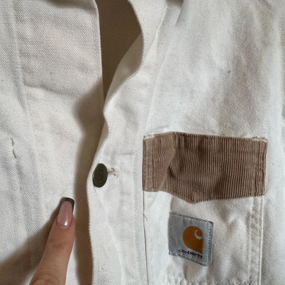 Vintage Carhartt Chore Barn Jacket Sz L in‎ White Tan Corduroy Workwear